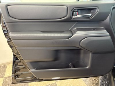 صورة مصغرة 22 لـ 2026 Toyota LAND CRUISER 250