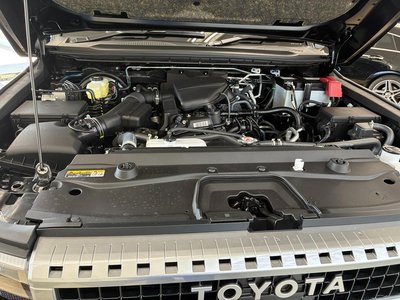 صورة مصغرة 39 لـ 2026 Toyota LAND CRUISER 250