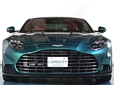 2025 Aston Martin VANQUISH — фото 6