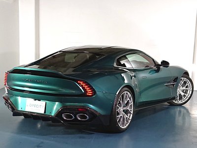 2025 Aston Martin VANQUISH — фото 9