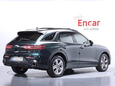 صورة 4 لـ 2021 Genesis GV70