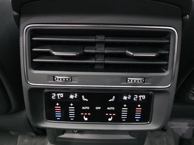 2022 AUDI Q7 — миниатюра 19