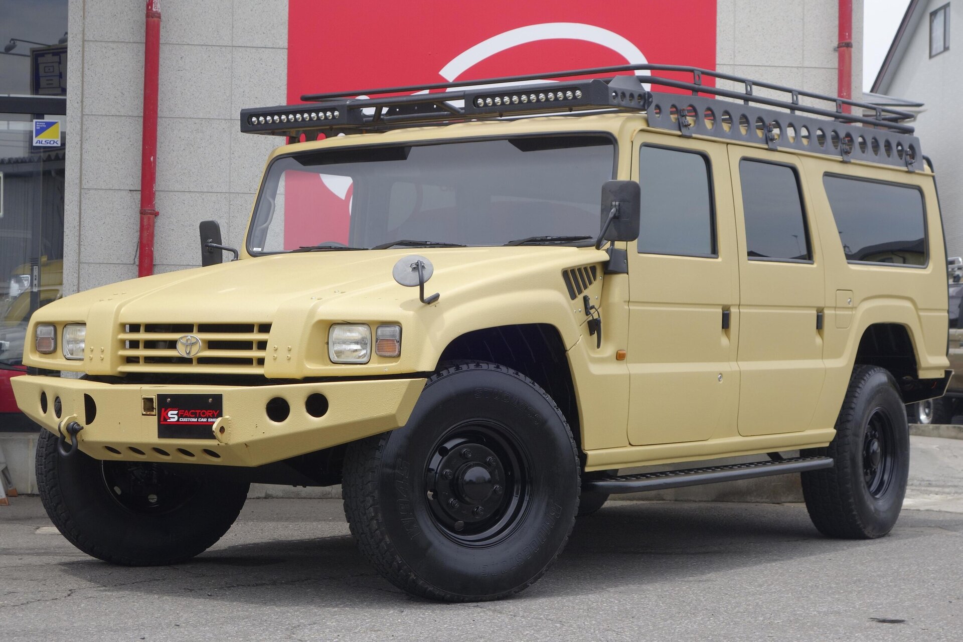 TOYOTA MEGA CRUISER - View 1