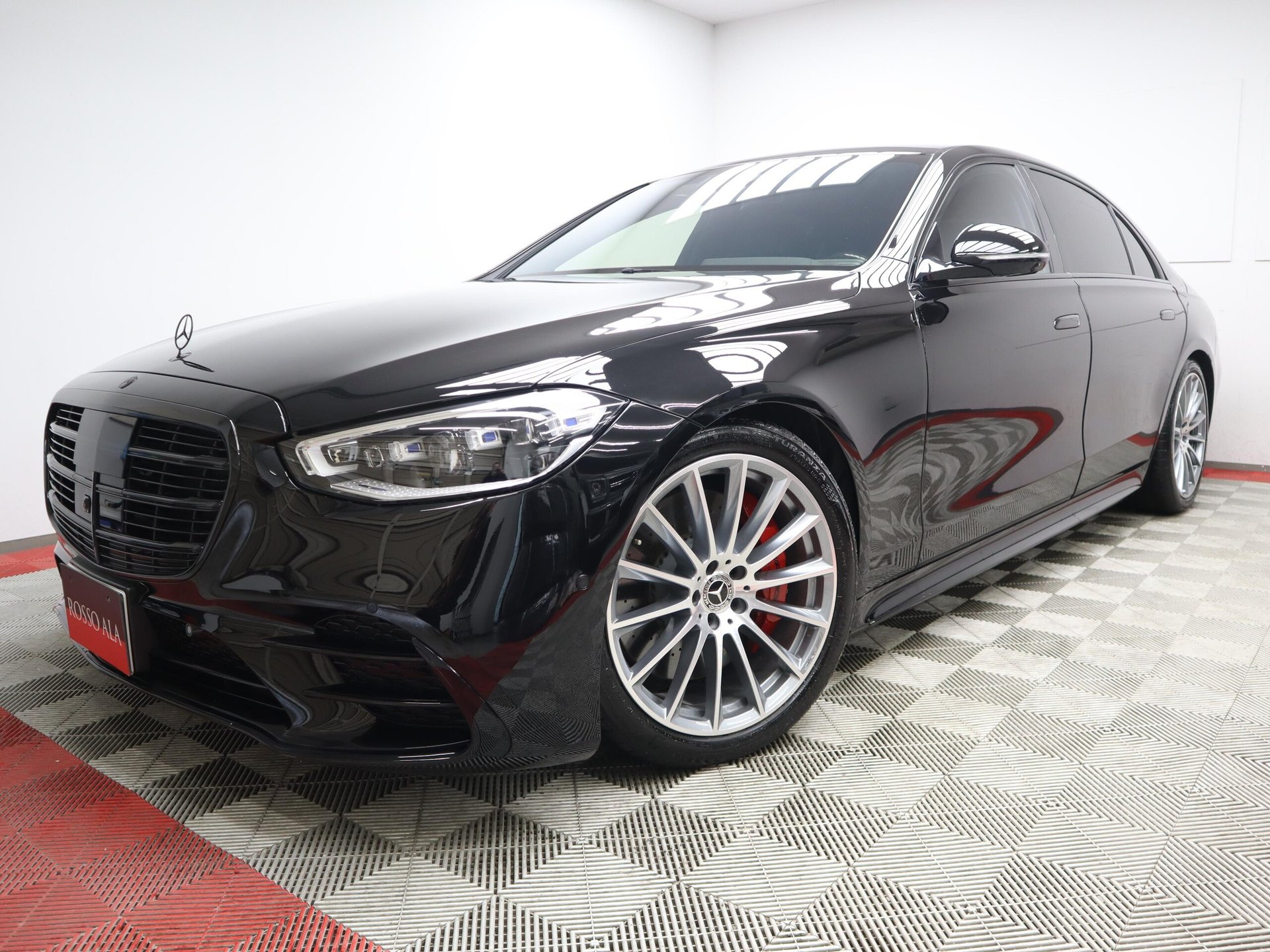 MERCEDES-BENZ S-CLASS - View 1