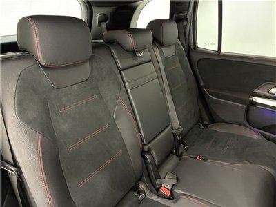 2025 Mercedes-BENZ GLB — миниатюра 18