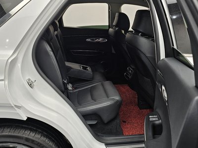 2021 Genesis GV70 — миниатюра 12