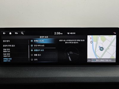 2021 Genesis GV70 — миниатюра 16