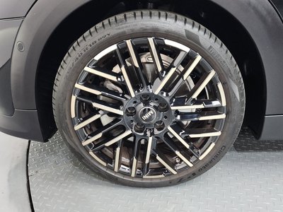 صورة 6 لـ 2024 MINI COOPER S