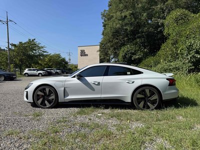 2022 AUDI E-TRON GT 照片 3