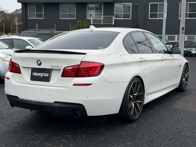 BMW 5 SERIES - 10