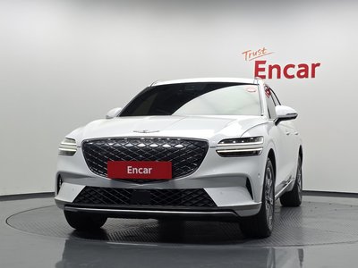 صورة 2 لـ 2022 Genesis ELECTRIFIED GV70