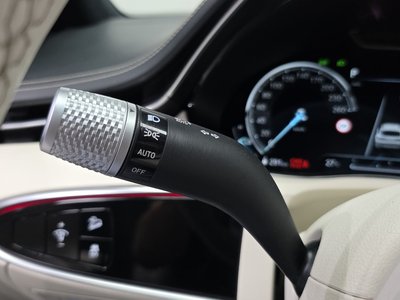 صورة مصغرة 22 لـ 2022 Genesis ELECTRIFIED GV70