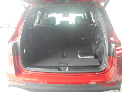 صورة 5 لـ 2025 Mercedes-BENZ GLB