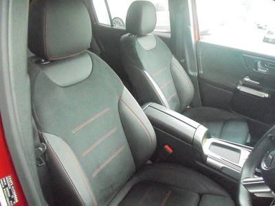 2025 Mercedes-BENZ GLB 缩略图 18