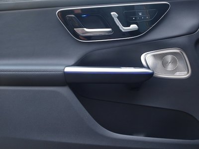 MERCEDES-BENZ GLC - 7