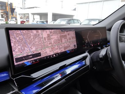 2025 BMW 5 SERIES — миниатюра 22