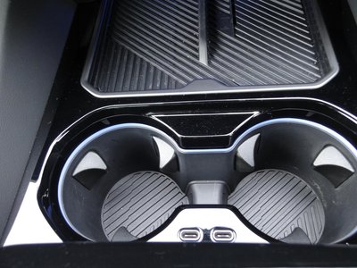 2025 BMW 5 SERIES — миниатюра 15