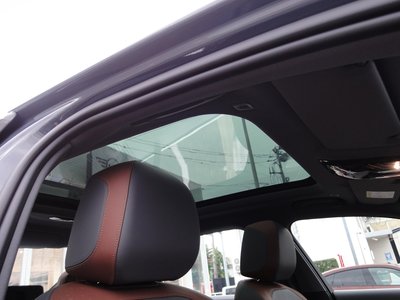 2025 BMW 5 SERIES — миниатюра 11