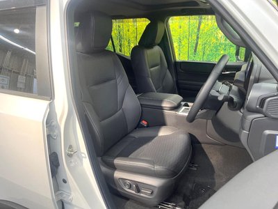 TOYOTA LAND CRUISER 250 - 8