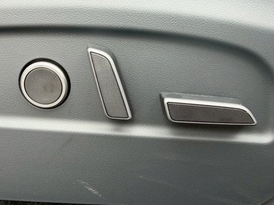 2025 Tesla MODEL Y thumbnail 61