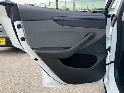 2025 Tesla MODEL Y thumbnail 40