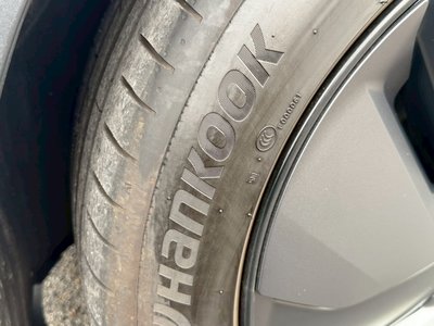 2025 Tesla MODEL Y thumbnail 31