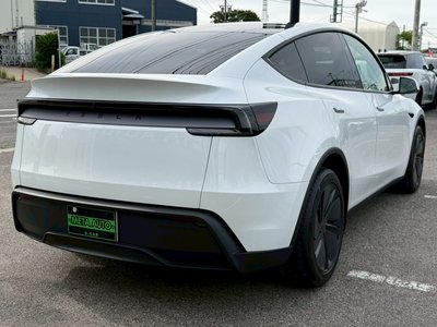 2025 Tesla MODEL Y thumbnail 24