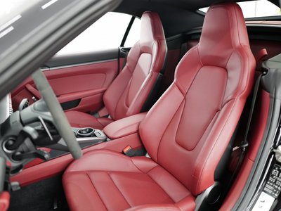 PORSCHE 911 CABRIOLET - 6