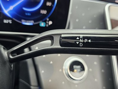 MERCEDES-BENZ EQE - 9