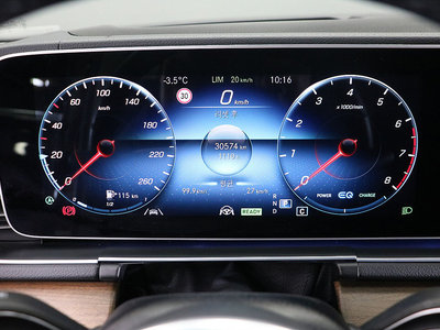 MERCEDES-BENZ GLE - 7