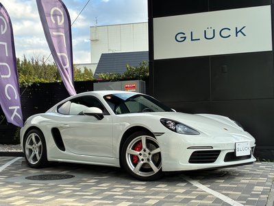 PORSCHE 718 CAYMAN