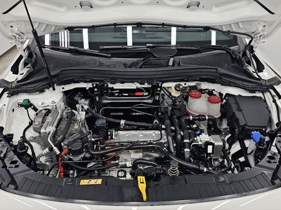 MERCEDES-BENZ EQA - 7