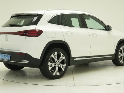 MERCEDES-BENZ EQA - 5
