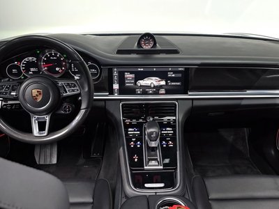 PORSCHE PANAMERA - 5