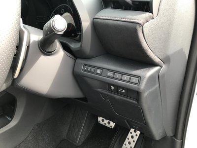 2026 Lexus LBX 缩略图 19