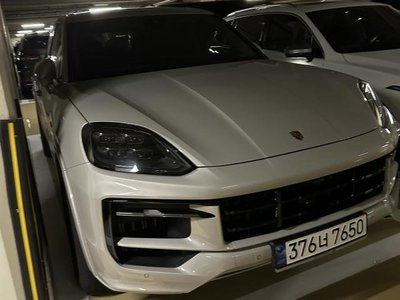 PORSCHE CAYENNE - 4