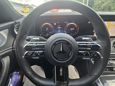 MERCEDES-BENZ CLS - 2