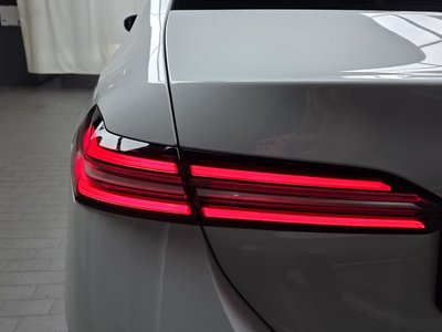 BMW 5 SERIES - 10