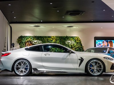 BMW M8 - 8