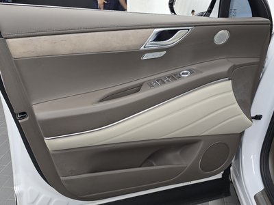 2023 Genesis GV80 — миниатюра 14