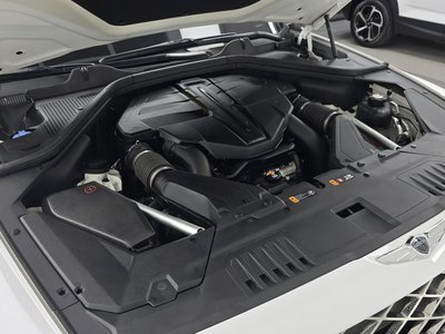 صورة 7 لـ 2023 Genesis GV80