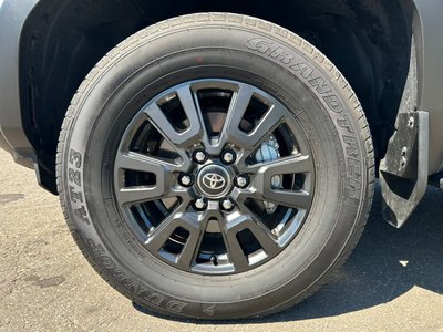 2025 Toyota LAND CRUISER 250 — миниатюра 34
