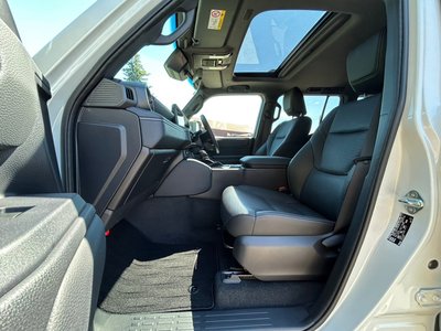 2025 Toyota LAND CRUISER 250 — миниатюра 18