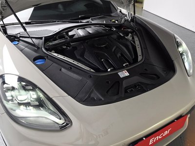 PORSCHE PANAMERA - 7