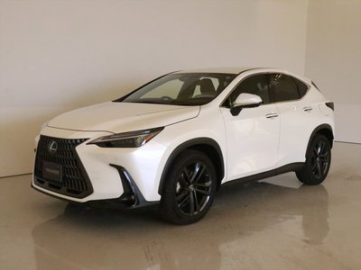 صورة 1 لـ 2022 Lexus NX