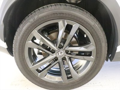 صورة مصغرة 33 لـ 2022 Lexus NX