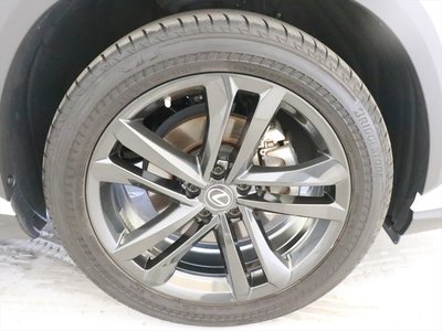 صورة مصغرة 34 لـ 2022 Lexus NX