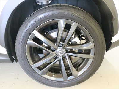 صورة مصغرة 32 لـ 2022 Lexus NX