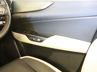 صورة مصغرة 17 لـ 2022 Lexus NX