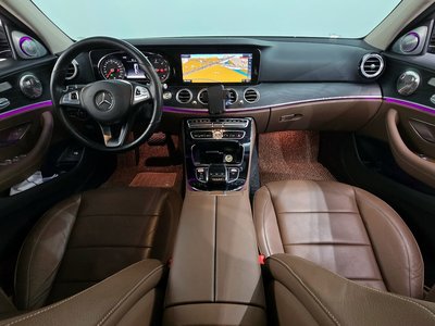 MERCEDES-BENZ E-CLASS - 5